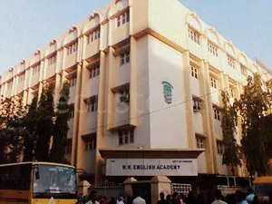 NH English Academy logo