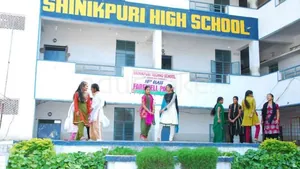 SAINIKPURI HIGH SCHOOL logo