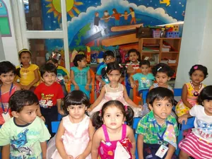 Spenta Playgroup &amp; Day Care Centre logo