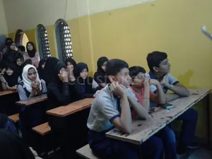 SPRING DALE HIGH SCHOOL logo