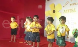 SUZIE&#39;S SHINING STAR logo