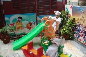 TODDLER STEP ACADEMY logo