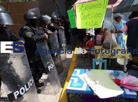 Manifestacion Asociacion de Preescolares - ES imagen agencia de fotografía