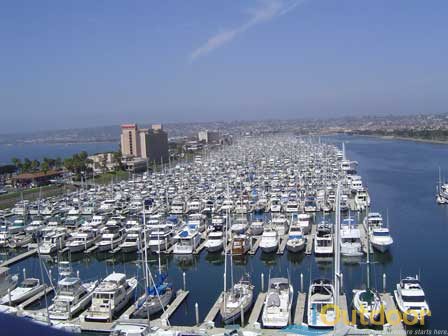 Marina of boat rentals in Florida