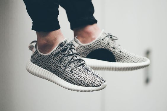 adidas yeezy mvs