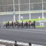Le dimanche 16 février 2025 à Vincennes : Le Prix Comte Pierre de Montesson – Critérium des Jeunes, où quatorze prétendants s&rsquo;affrontent pour une seule victoire