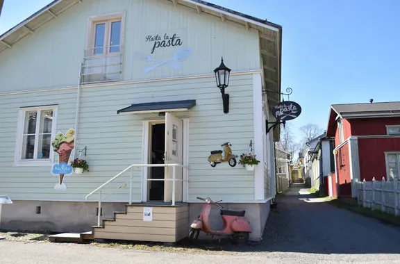 Hasta_la_Pasta_Front