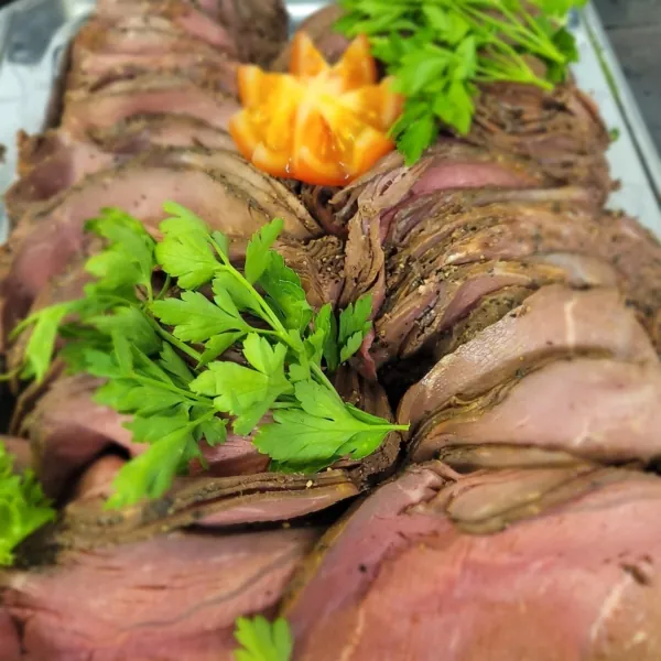 Lounas & Juhlapalvelu Holmari food