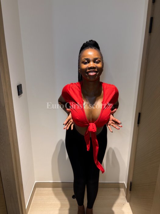 Freaky Jasmine photo 6