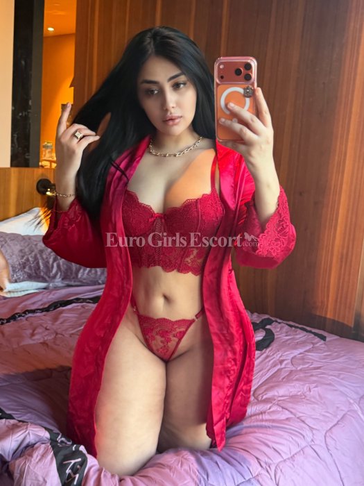 Mimi - escort gallery photo 4