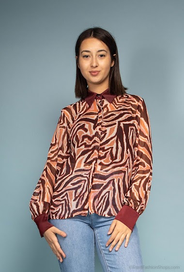 Printed leopard shirt