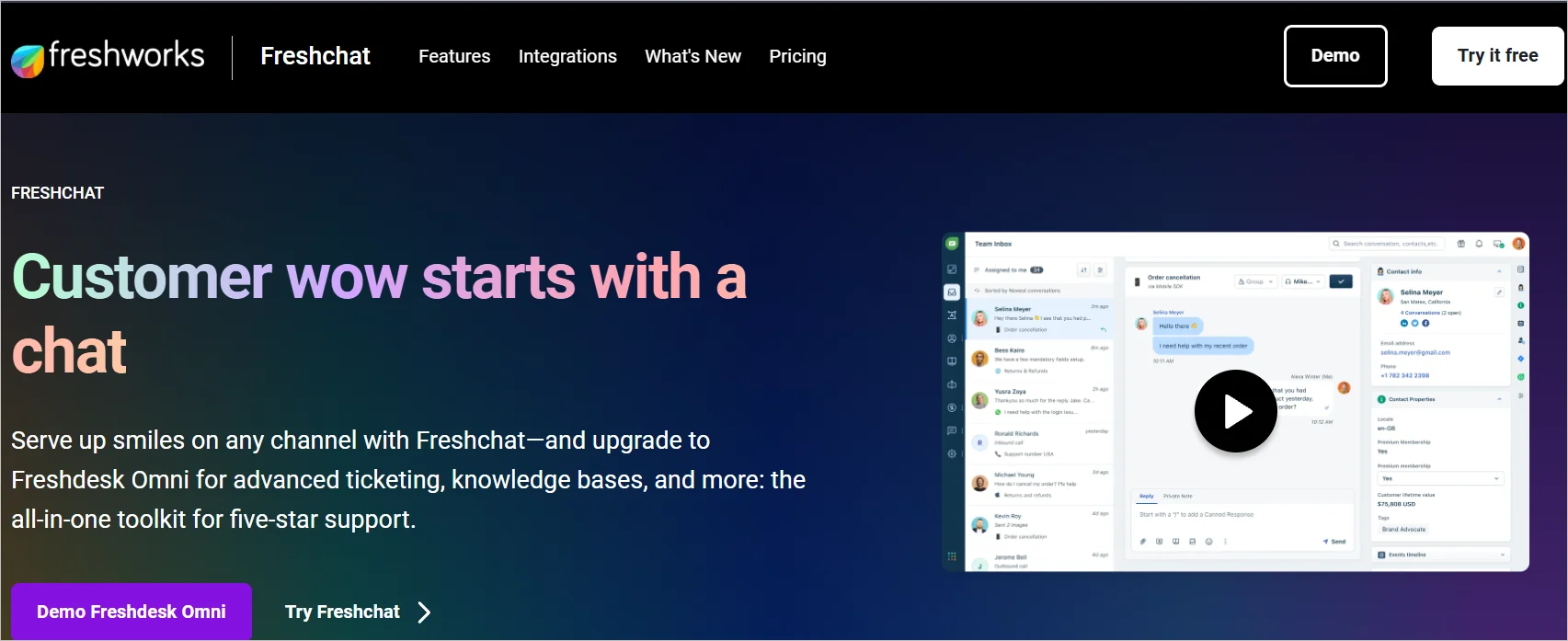 Freshchat ecommerce live chat software for fast real-time conversational customer support.