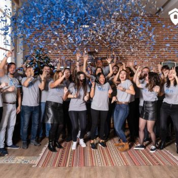 Equipo de Tiko celebrando Serie A