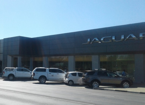 Novel Jaguar Windhoek