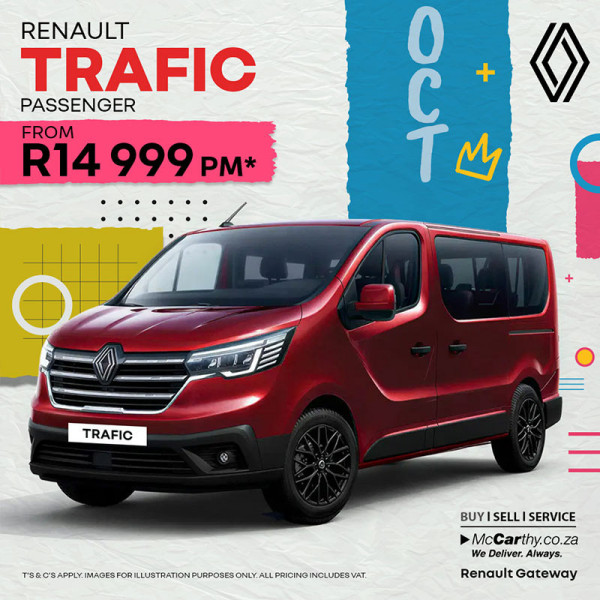 Renault Trafic Passenger image