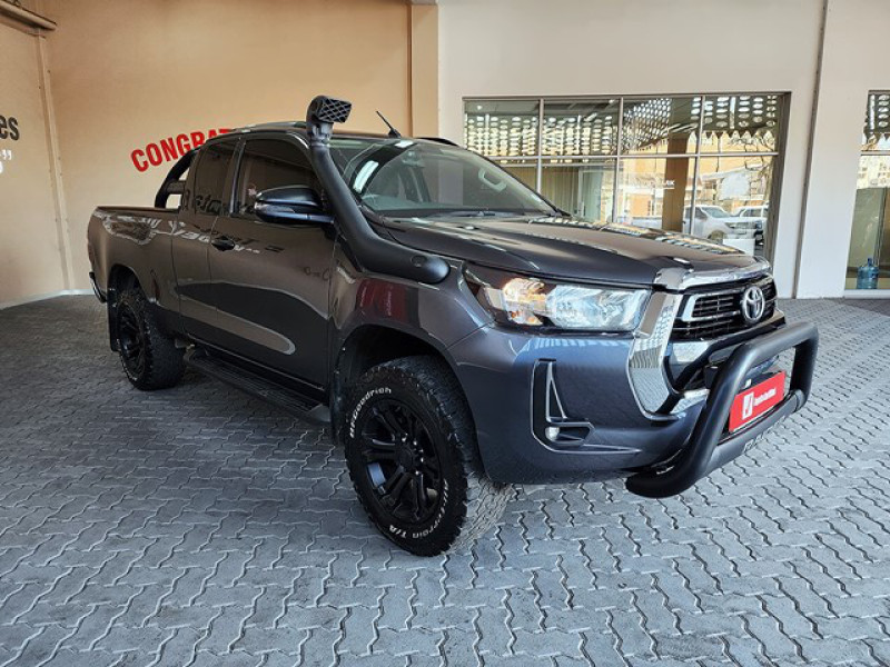 2022 TOYOTA HILUX 2.4 GD-6 RB RAIDER P-U E-CAB