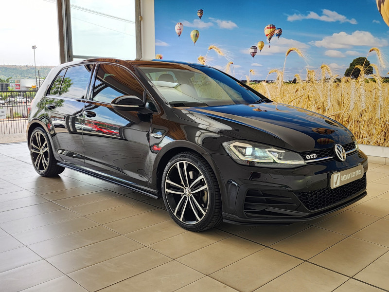 Used VOLKSWAGEN GOLF VII GTD 2.0 TDI DSG