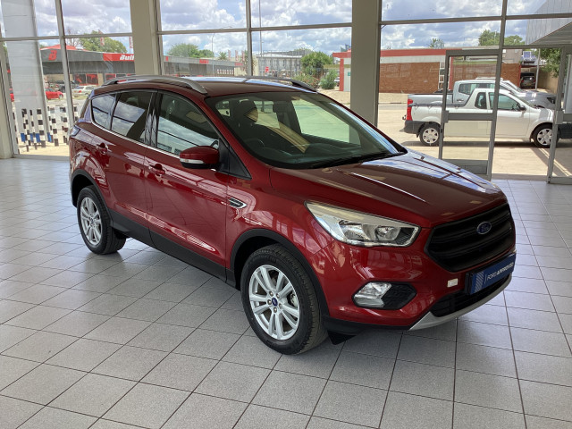 Demo FORD KUGA 1.5 ECOBOOST AMBIENTE A/T