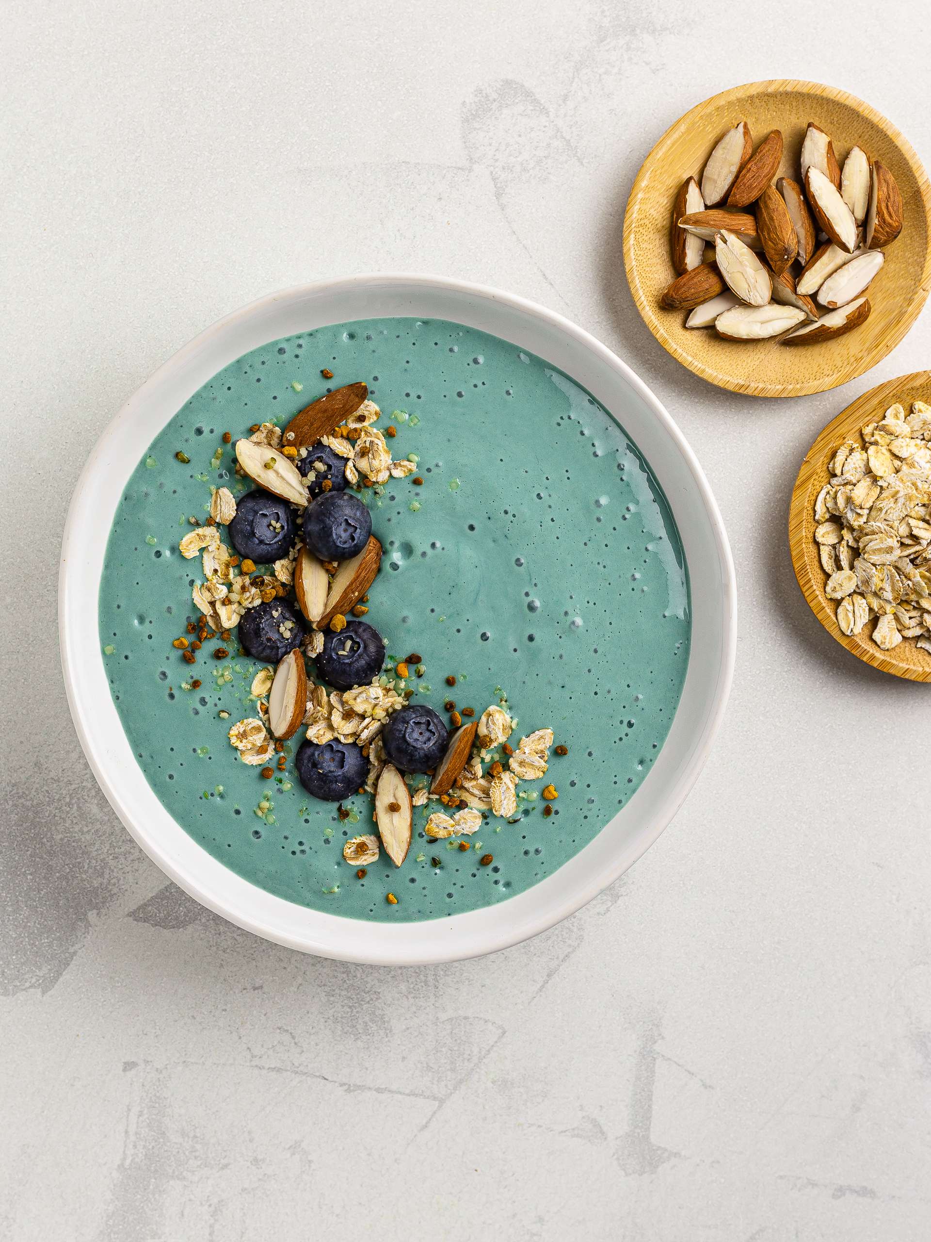 Blue Spirulina Smoothie Bowl Recipe Foodaciously 3230