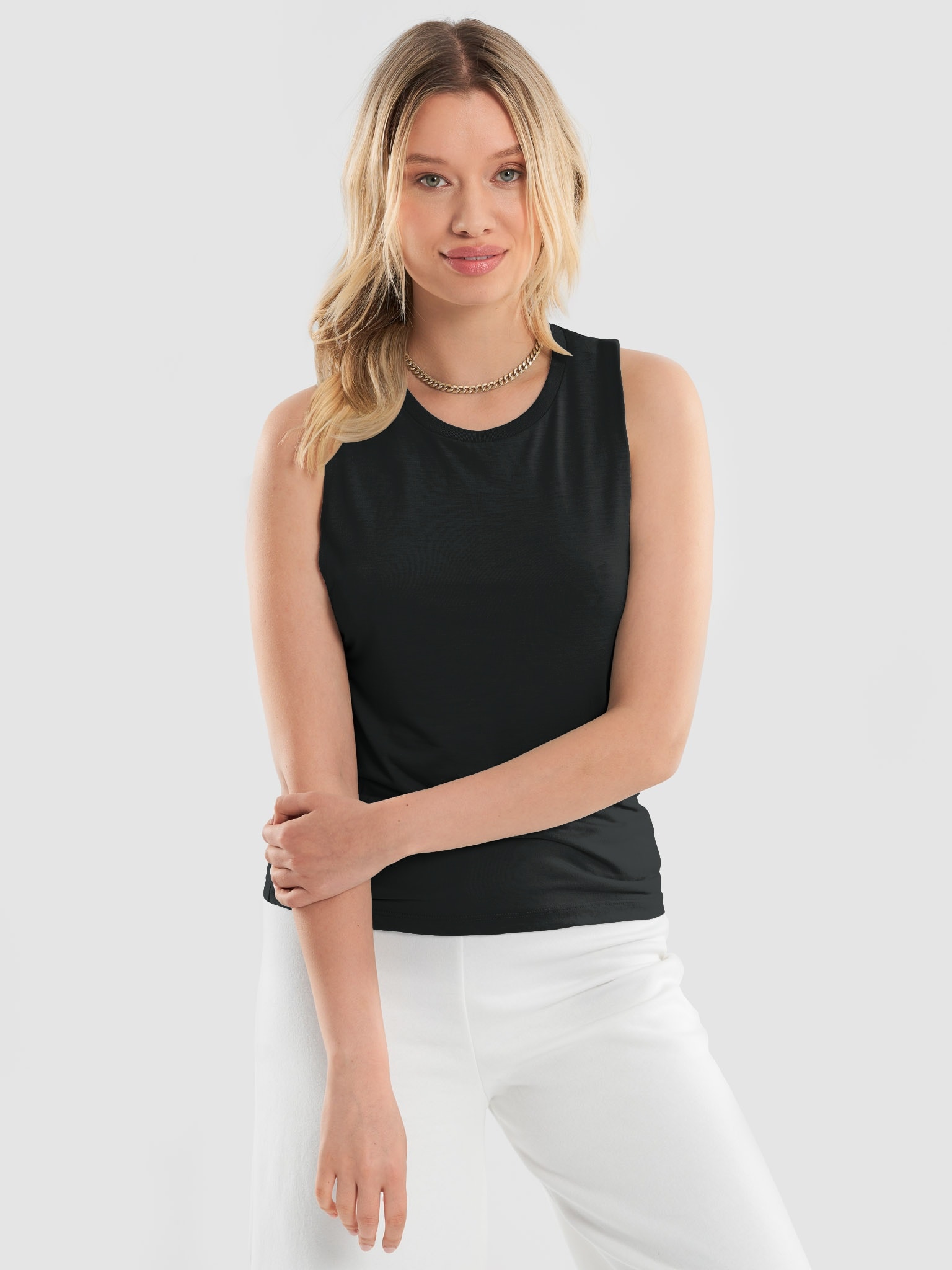 Bella+Canvas Women's Flowy Muscle Tank – Fourthwall