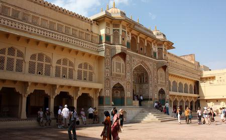 Ein Tagesausflug nach Jaipur '' Pink City '' von Delhi