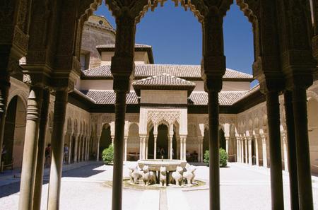 Skip-the-Line: Halbtagestour Alhambra und Gärten des Generalife