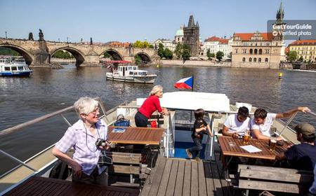 Prag: 1-stündige Schifffahrt auf der Moldau