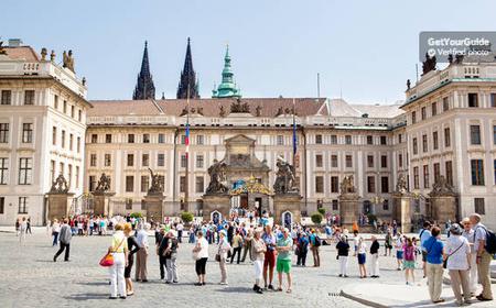 Prag: Kombi-Stadtbesichtigung mit Minibus & zu Fuß