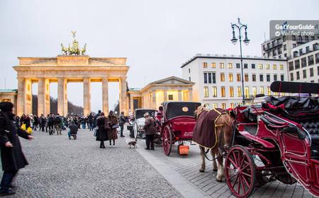 Berlin: Winterliche Kutschfahrt mit Glühwein und Gebäck