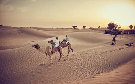 Dubai: Kamelreiten in der Wüste mit Kaffee und Tee