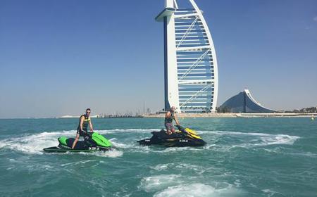 Dubai: Einstündiges Jetski-Abenteuer