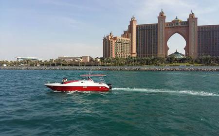 Dubai: 2-Stunden-Yacht Cruise (35 Fuß)