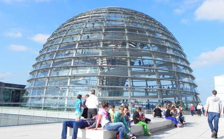 Berlin: Brandenburger Tor und Reichstagskuppel