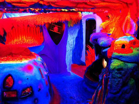 Electric Ladyland - the First Museum of Fluorescent Art