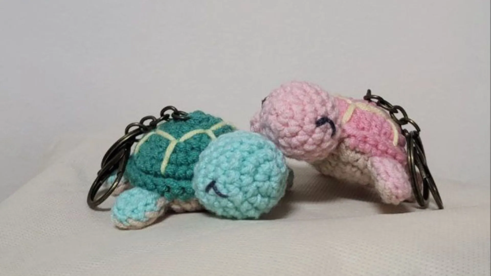 Turtle Amigurumi Keychain Tutorial Review