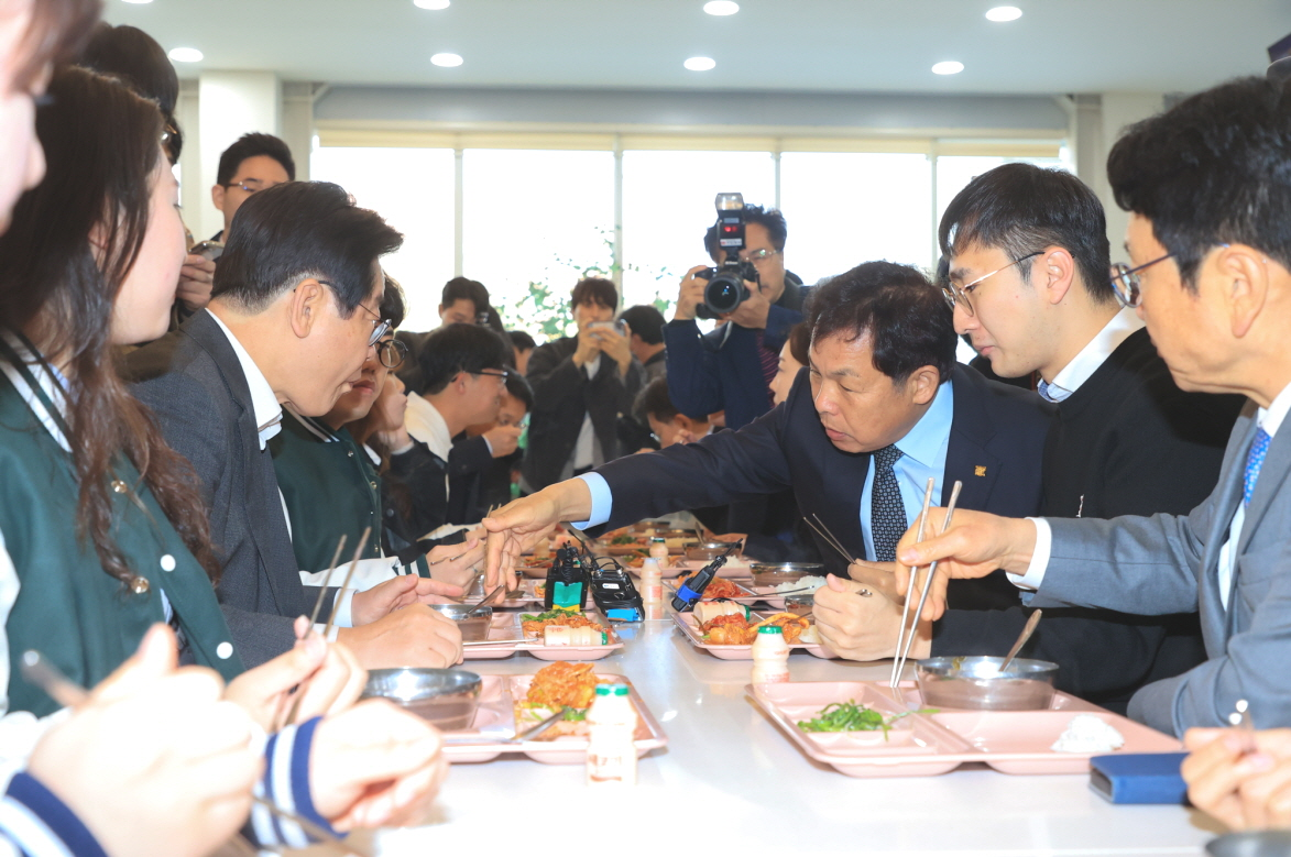 전남대학교가 '이천 원의 저녁식사'를 준비해요! 👩‍🍳