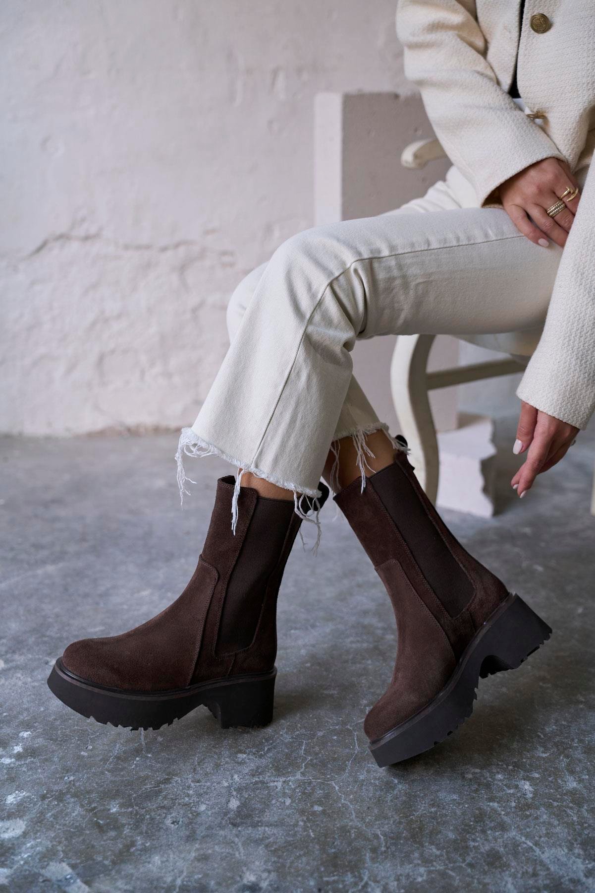 SOSA BROWN SUEDE BOOTS - Image 4