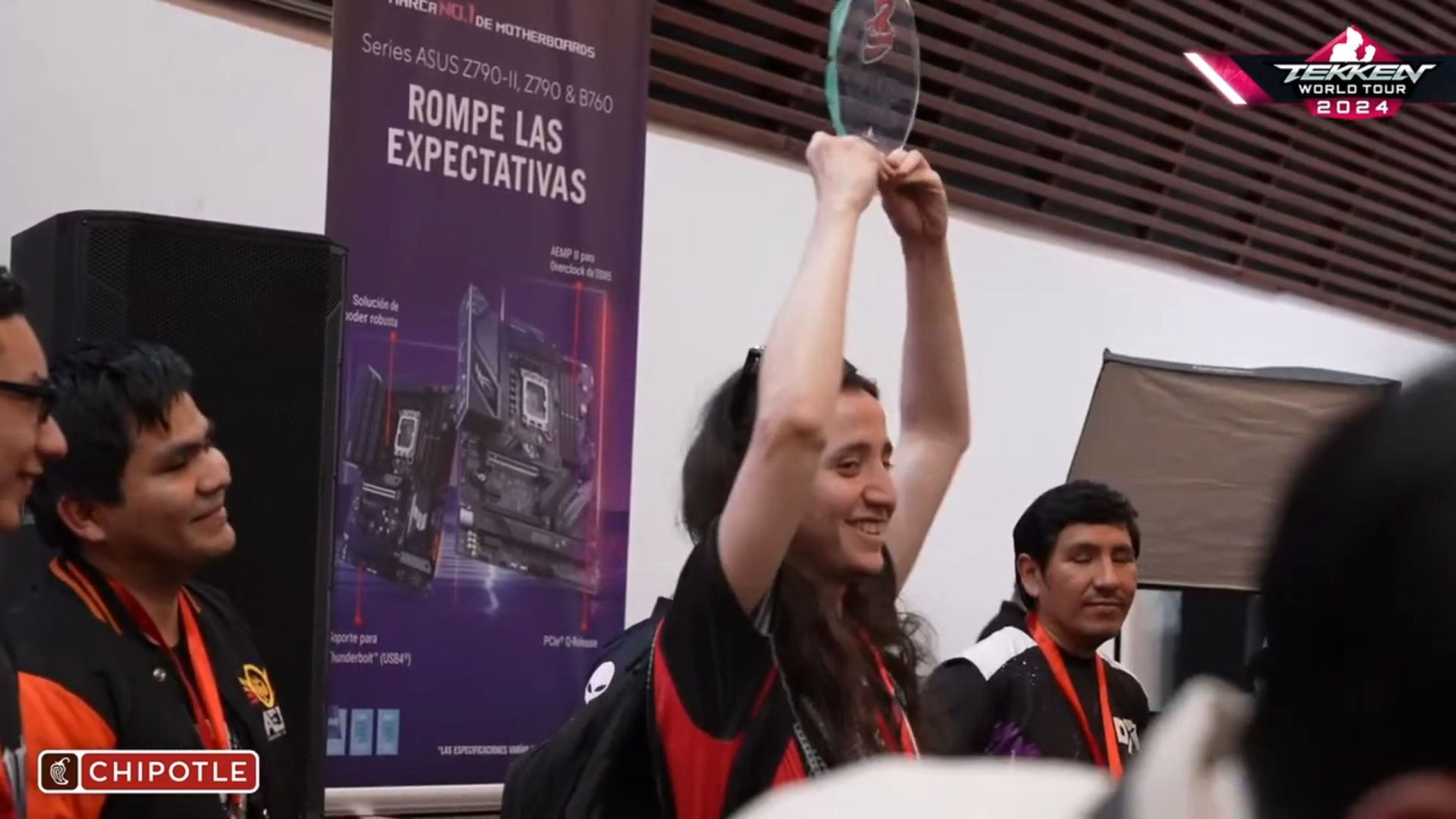 leemishima holds the trophy at Punishment 3