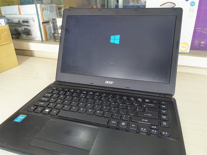 LAPTOP ACER TRAVEL MATE P245M (I5-4200U, RAM 8GB, HDD 500GB)