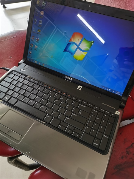 Laptop Dell Inspiron 1564 (I3 M380, Ram 4G, SSD 128g, 15")