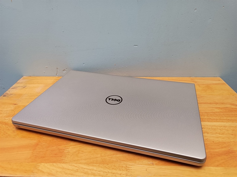 Laptop Dell Inpiron 5558 (i5-5200U,Ram 8Gb, SSD 128GD, Vga nvidia geforce 920M)