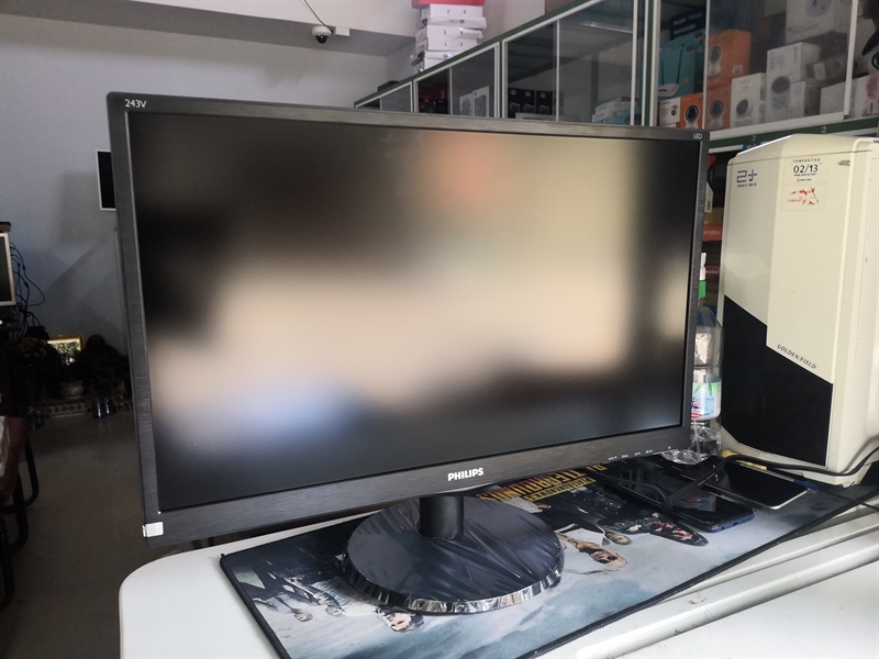 Màn hình LCD PHILIPS 243V5QHSB(1920 x 1080/MVA/60Hz/8 ms)