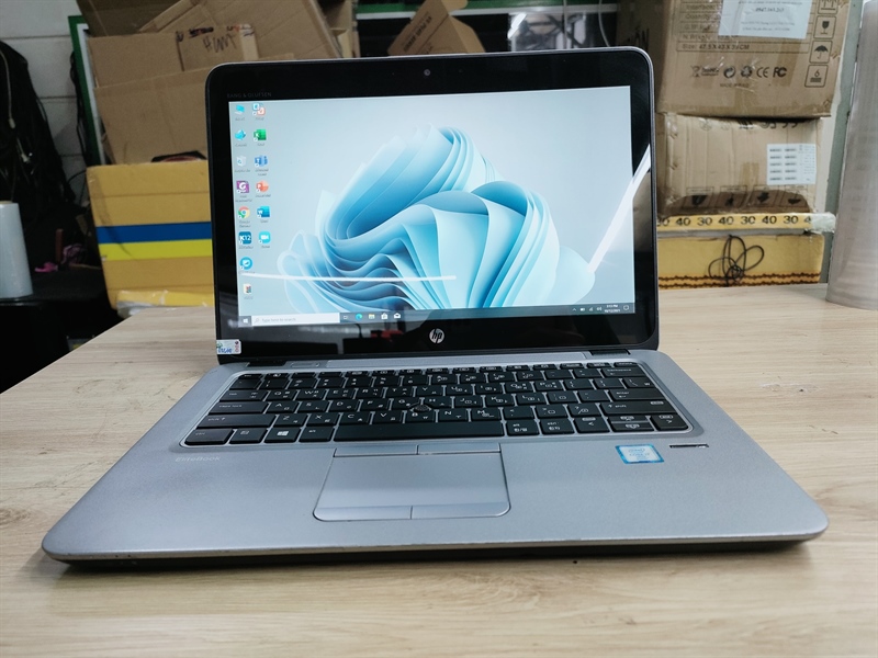 Laptop Cũ HP Elitebook 820 G3 - Intel Core i7-6600U Ram 4GB SSD128gb MH12.5in Full HD Màn hình cảm ứng