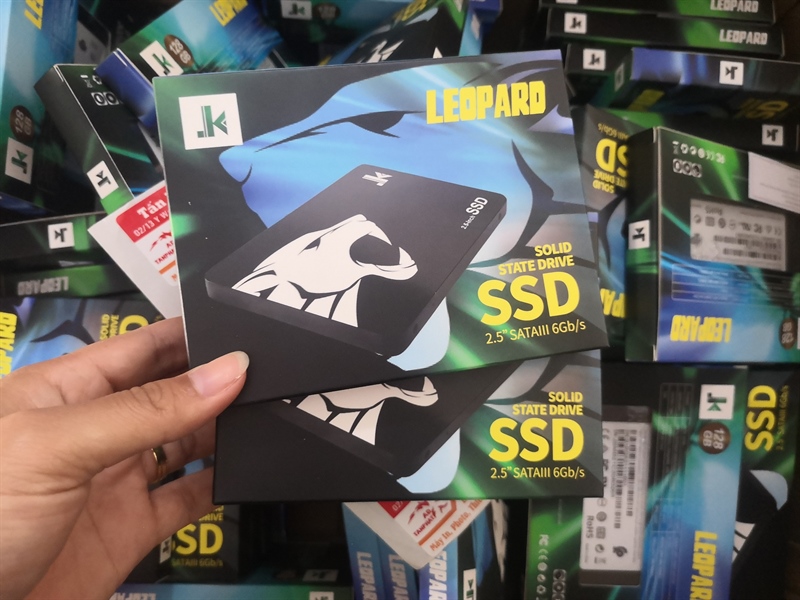 Ổ cứng SSD 2.5" Sata III 6Gb/s LeoPard 128Gb Mới