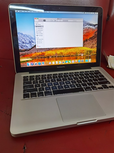 Macbook Pro 2012 i5 gen4 /4gb/ssd 256