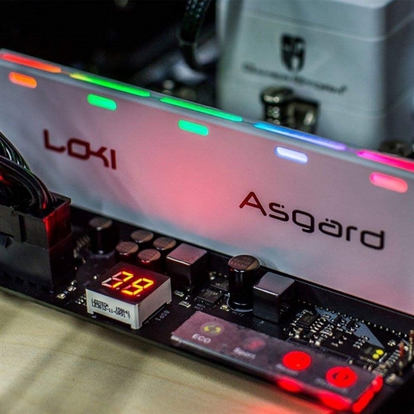 RAM ASGARD LOKI DDR4 8GB BUS 2666 (VMA42UG-MEC1U2AW1)