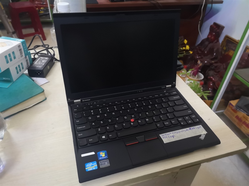 Laptop Lenovo Thinkpad X220 i5 5200U / 4GB/ 500g HDD/ 12.5"HD