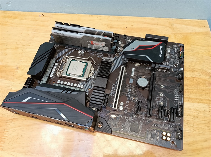 Mainboard Gigabte Z390 Gaming X