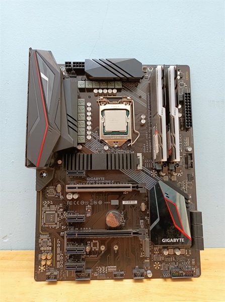 Mainboard Gigabte Z390 Gaming X