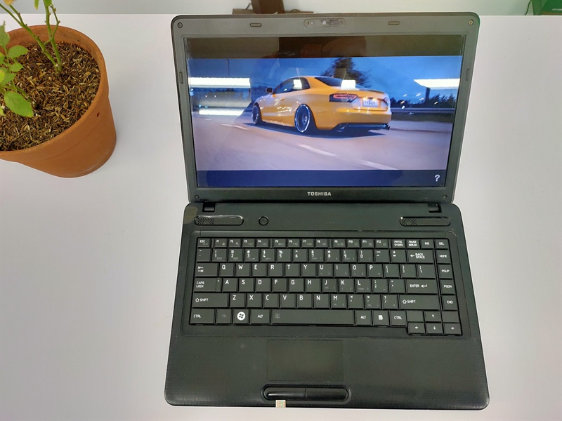 LAPTOP TOSHIBA SATELITE C640 (I5-2450M, Ram 4G, SSD 128G, Vga HD Graphics 3000, Màn hình 14'')